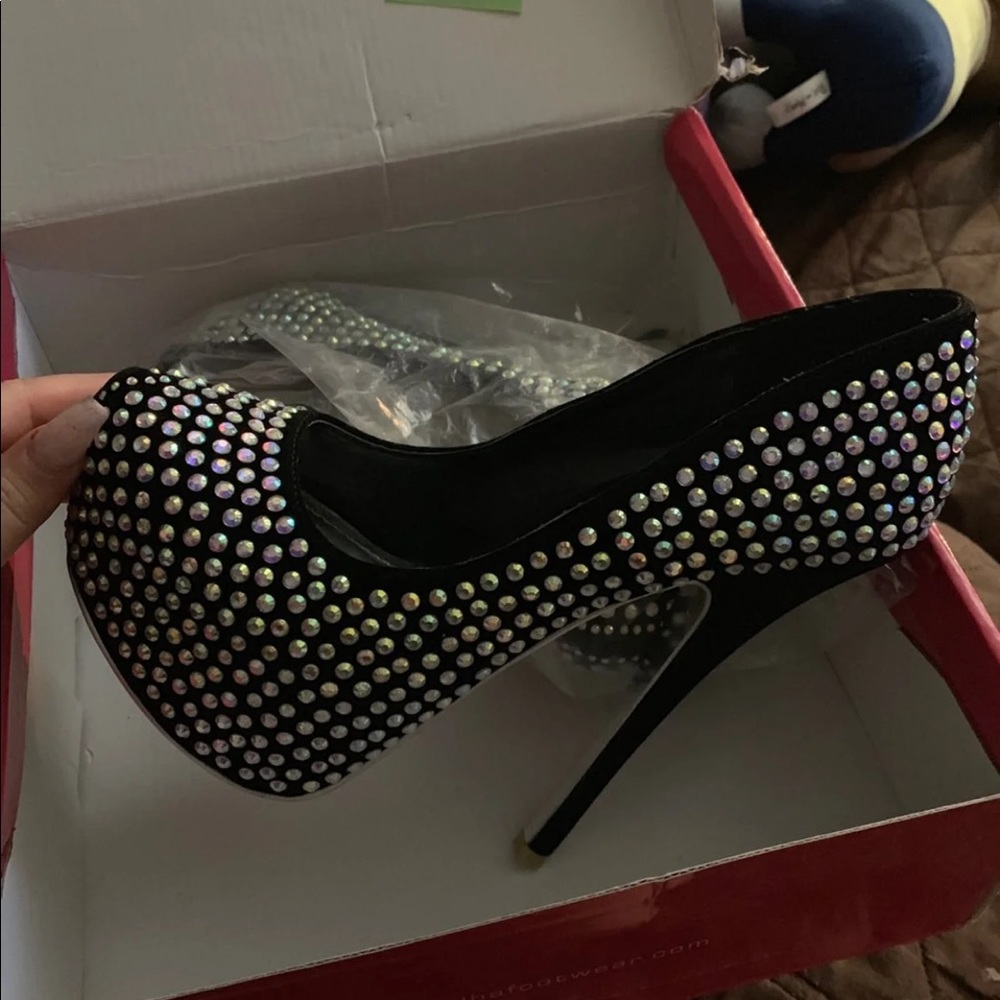 Rhinestoned pumps